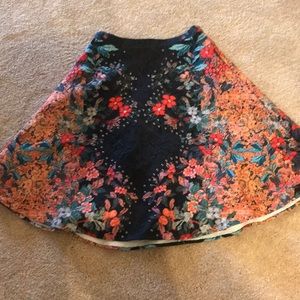 Women’s midi skirt